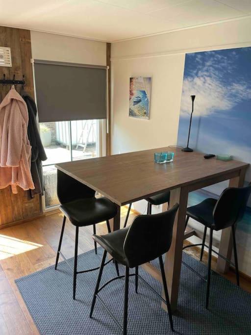 Beach House Met Badkamer, Boxspring & Airco Schoonebeek Экстерьер фото